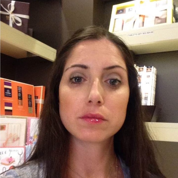 Meet your Posher, Amelia 🩷 - Picture 5 of 8